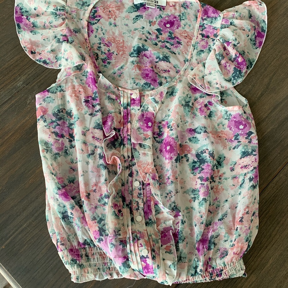 Forever 21 shirt